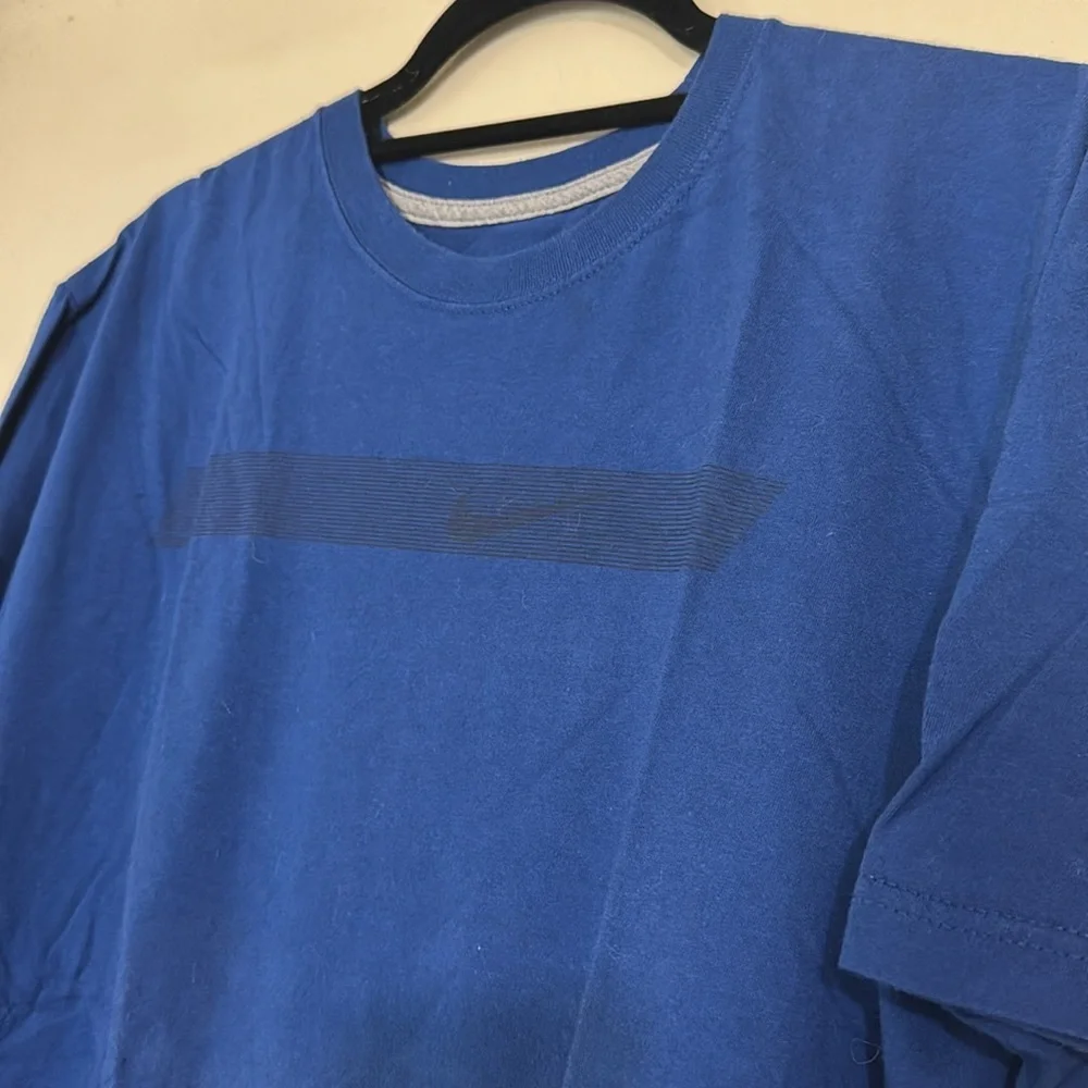 Nike tee
